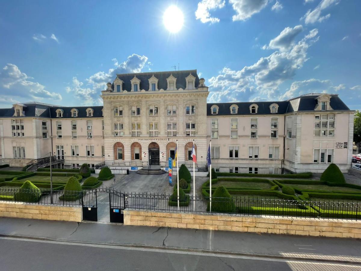 Le Dijontissime Appartements Haut De Gamme,Climatise, Dijon Centre Экстерьер фото